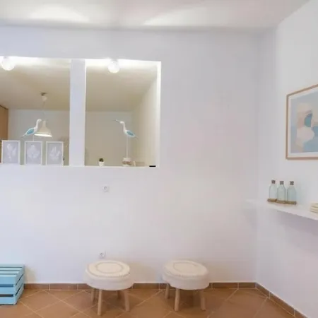 別荘 Charming 3 Bd House In Village アノ・メラ